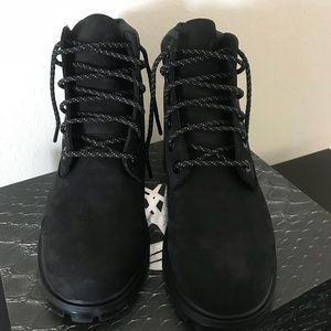 NEW Timberland boots